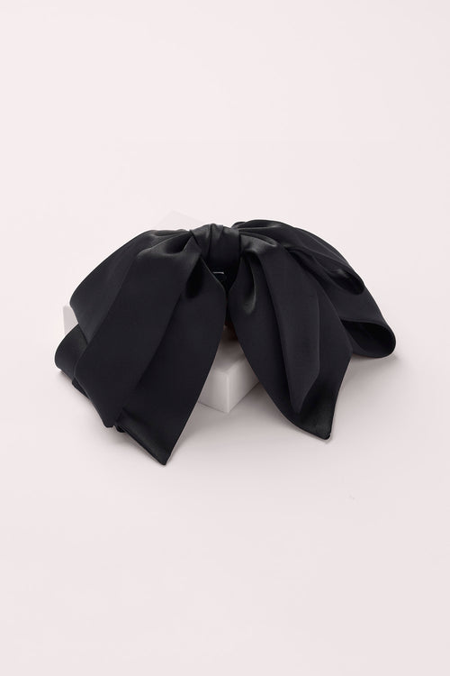 Old Money Satin Bow Claw Clip