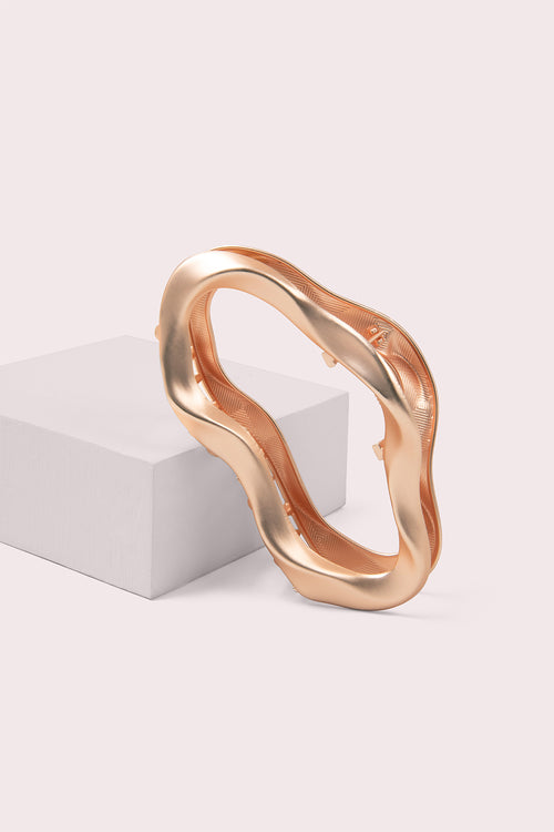 The Hair Edit Goddess Clip on pink box