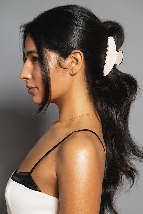 The Hair Edit Couture Clip in models hair