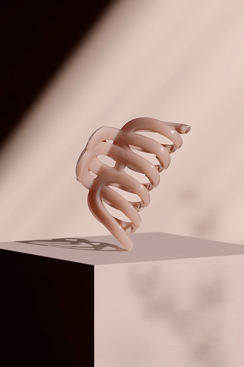 Sunday Latte Claw Clip