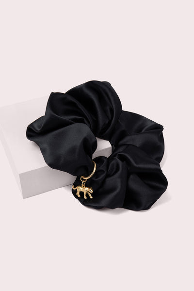 ★KIMHEKIM★ Velvet Label Scrunchie (Black / Red / Ivory) Velvet Label Scrunchie (Ivory) - KIMHĒKIM