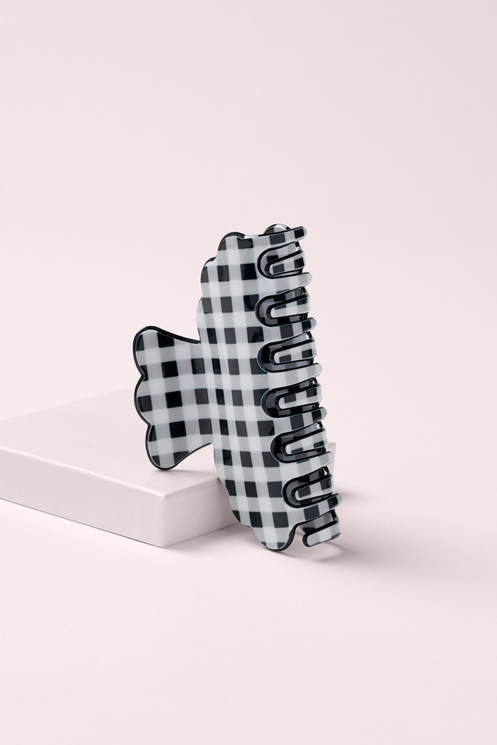 Scalloped Gingham Claw Clip