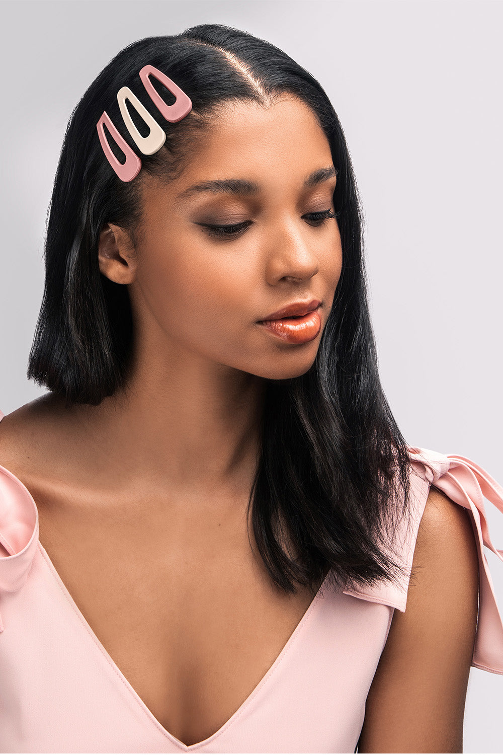 Snap Triangles Matte Hair Clips Set - Blush & Cream